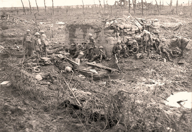 Australian soldiers during battle of Passchendaele